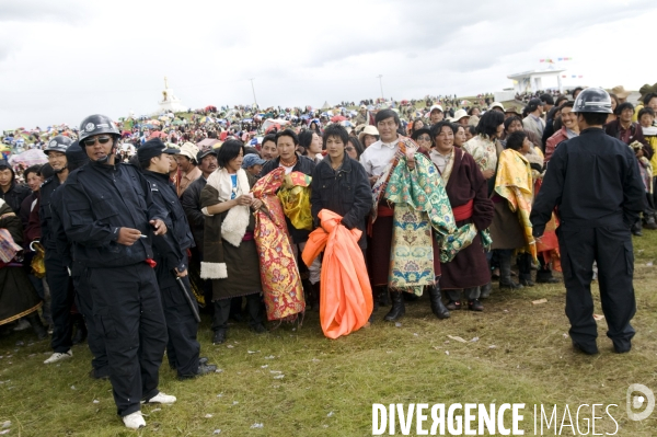 Course hippique sur le haut plateau tibétain - Horse race on tibetan plateau