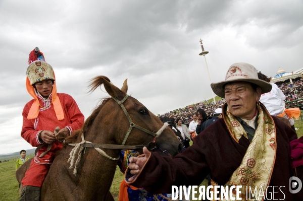 Course hippique sur le haut plateau tibétain - Horse race on tibetan plateau