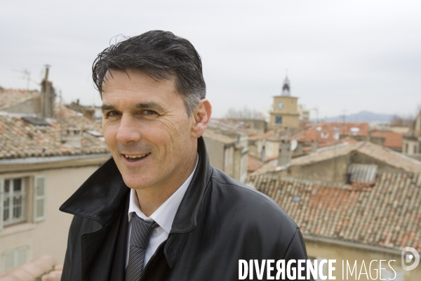 Tonon Michel, maire de Salon de Provence, president d Agglopole Provence.