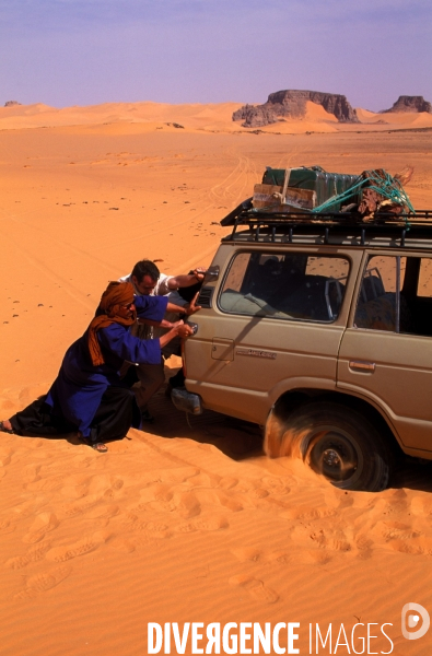 Sahara Algerien, Trek avec les Touaregs du Tassili n Ajjers