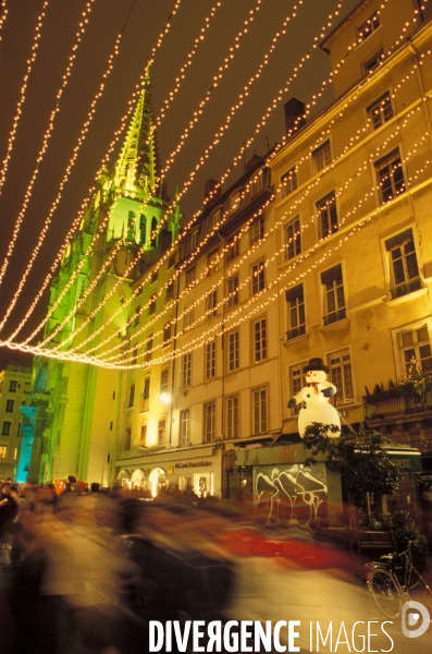 Lyon l    allumee , le 8 decembre