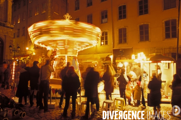 Lyon l    allumee , le 8 decembre