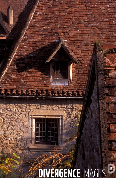 LOT - Les villages du vertige