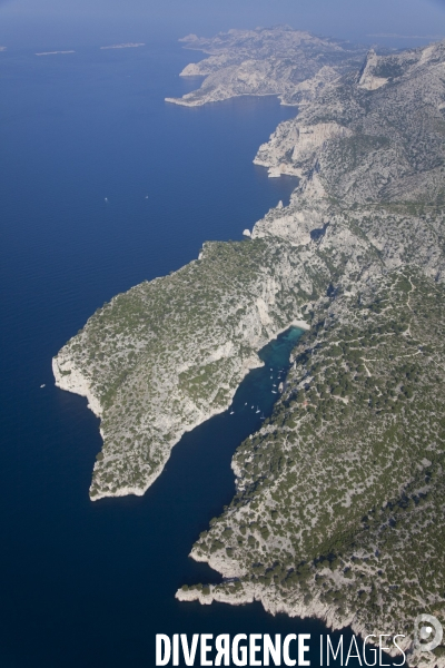 Vue aérienne du Parc National des Calanques, entre Marseille, Cassis et La Ciotat