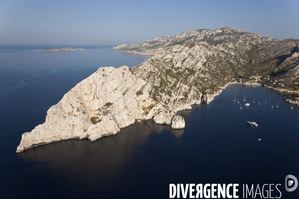 Vue aérienne du Parc National des Calanques, entre Marseille, Cassis et La Ciotat