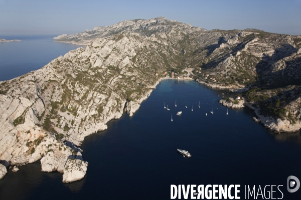 Vue aérienne du Parc National des Calanques, entre Marseille, Cassis et La Ciotat