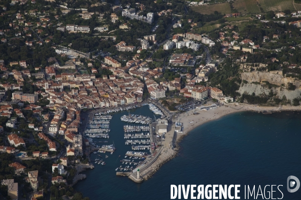 Vue aérienne du Parc National des Calanques, entre Marseille, Cassis et La Ciotat
