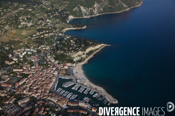 Vue aérienne du Parc National des Calanques, entre Marseille, Cassis et La Ciotat