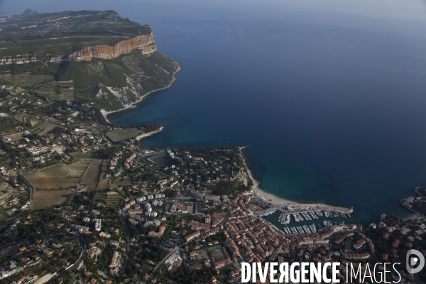 Vue aérienne du Parc National des Calanques, entre Marseille, Cassis et La Ciotat