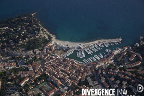 Vue aérienne du Parc National des Calanques, entre Marseille, Cassis et La Ciotat