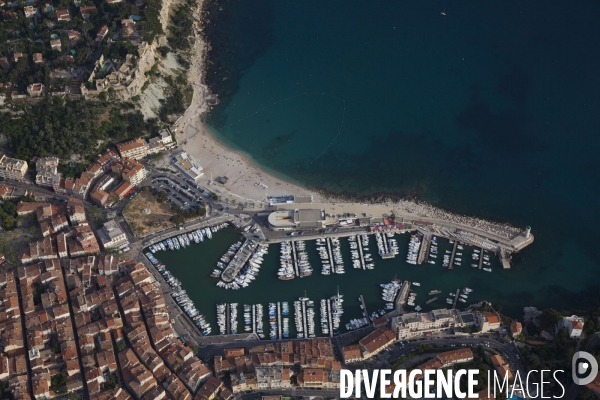 Vue aérienne du Parc National des Calanques, entre Marseille, Cassis et La Ciotat