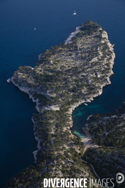 Vue aérienne du Parc National des Calanques, entre Marseille, Cassis et La Ciotat