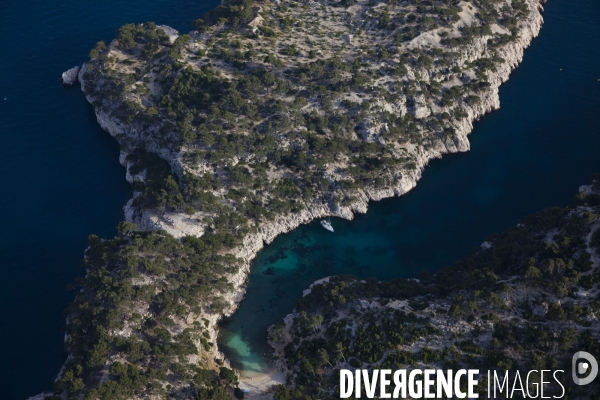 Vue aérienne du Parc National des Calanques, entre Marseille, Cassis et La Ciotat
