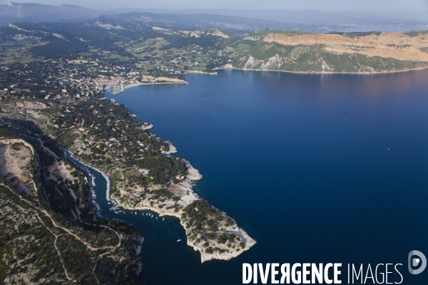 Vue aérienne du Parc National des Calanques, entre Marseille, Cassis et La Ciotat