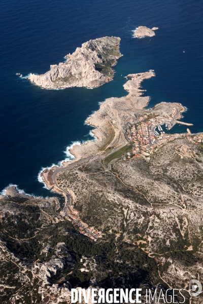 Vue aérienne du Parc National des Calanques, entre Marseille, Cassis et La Ciotat