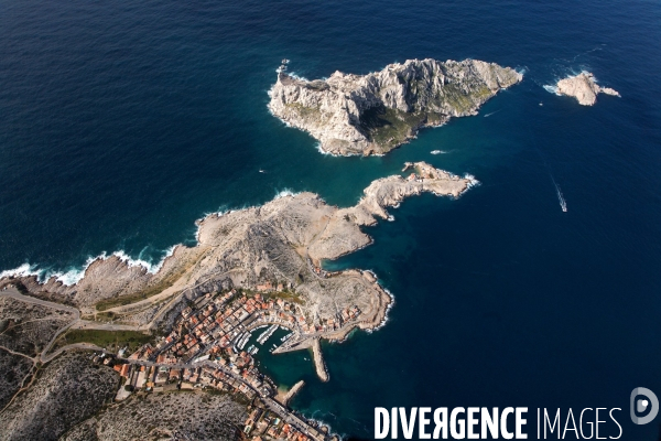 Vue aérienne du Parc National des Calanques, entre Marseille, Cassis et La Ciotat