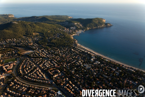 Vue aérienne du Parc National des Calanques, entre Marseille, Cassis et La Ciotat