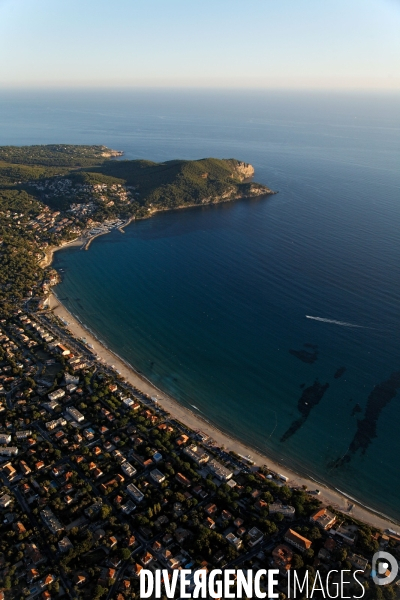 Vue aérienne du Parc National des Calanques, entre Marseille, Cassis et La Ciotat