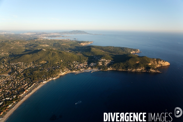 Vue aérienne du Parc National des Calanques, entre Marseille, Cassis et La Ciotat