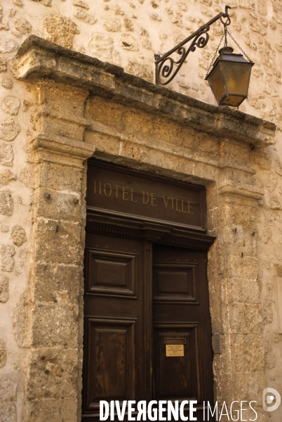 Grasse , capitale des fragrances