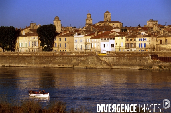 Camargue , le delta farouche