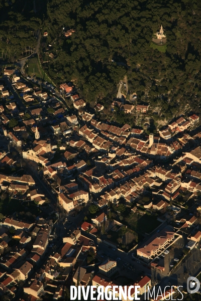 Vue aérienne de la Sainte Baume