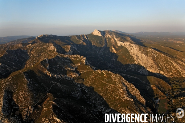 Vue aérienne de la Sainte Baume