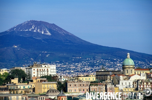 Italie - Naples la renaissance