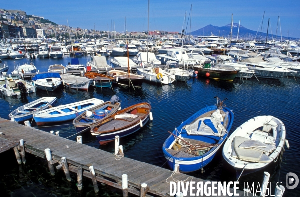 Italie - Naples la renaissance