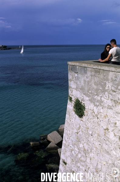 Les Pouilles , la botte secrete