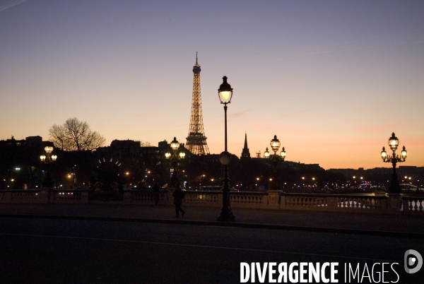 La Tour Eiffel a 120 ans