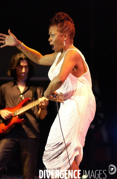 Dee Dee Bridgewater