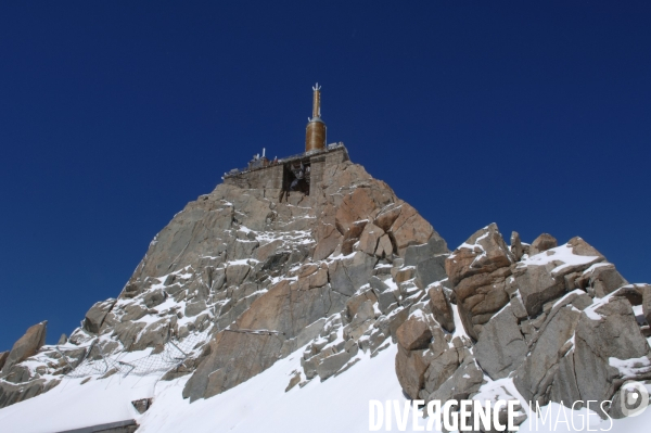 L Aiguille du Midi : balcon sur le Mont Blanc