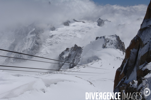 L Aiguille du Midi: balcon sur le Mont Blanc