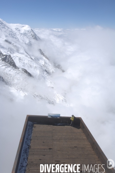 L Aiguille du Midi: balcon sur le Mont Blanc