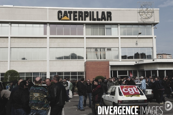 Liberation des cadres de Caterpillar France 1/04/2009