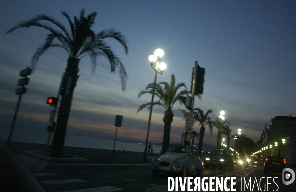 Nice;  promenade des anglais.