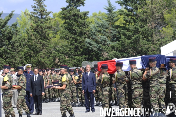 Fréjus derrière ses marsouins