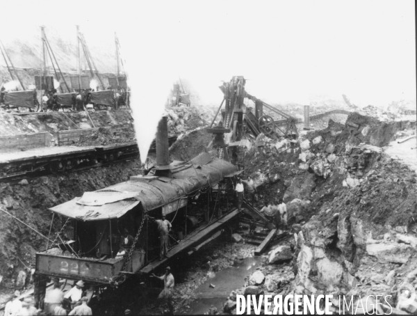 Images d archives 1904  :Creusement du Canal dans le passage de la Culebra.