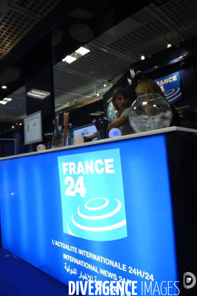 Stand France 24 au Mipcom 2007- Cannes