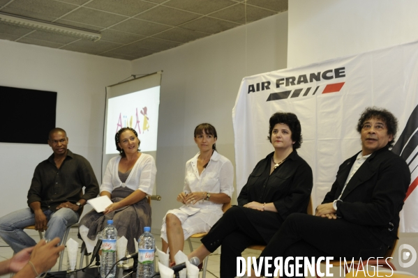 Laurent Voulzy et Davy Sicard parrains de l association Aïna Enfance et Avenir à Madagascar