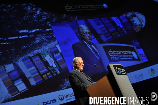 Jacques R. SAADE Fondateur et Président du Conseil d administration de CMA CGM