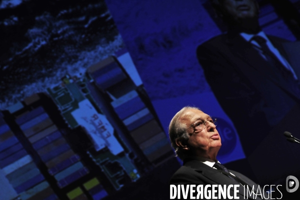 Jacques R. SAADE Fondateur et Président du Conseil d administration de CMA CGM