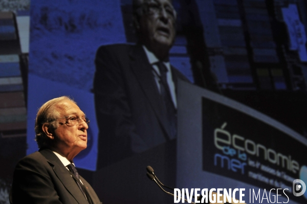 Jacques R. SAADE Fondateur et Président du Conseil d administration de CMA CGM
