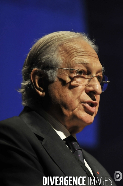 Jacques R. SAADE Fondateur et Président du Conseil d administration de CMA CGM