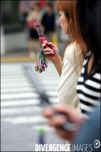 ILLUSTRATION : Téléphone portable à Tokyo