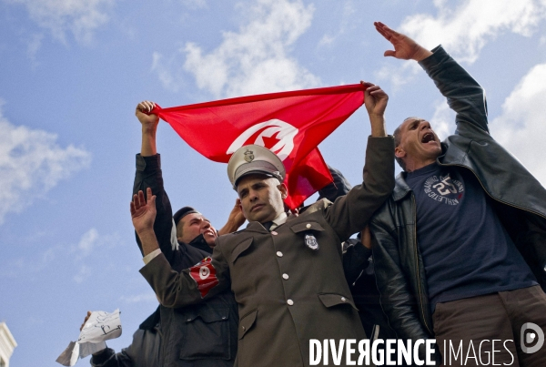 Les policiers revendiquent