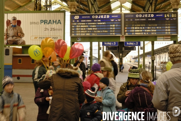 Terminus de la Gare de banlieue de Prague