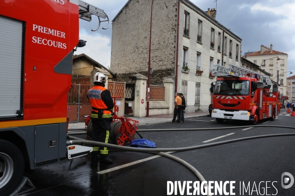 11 incendies criminels au pre st gervais