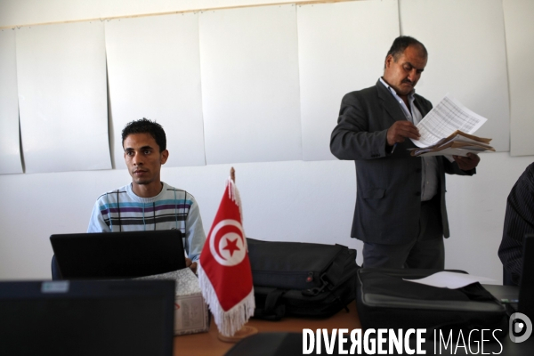 Preparation des elections legislatives en tunisie.